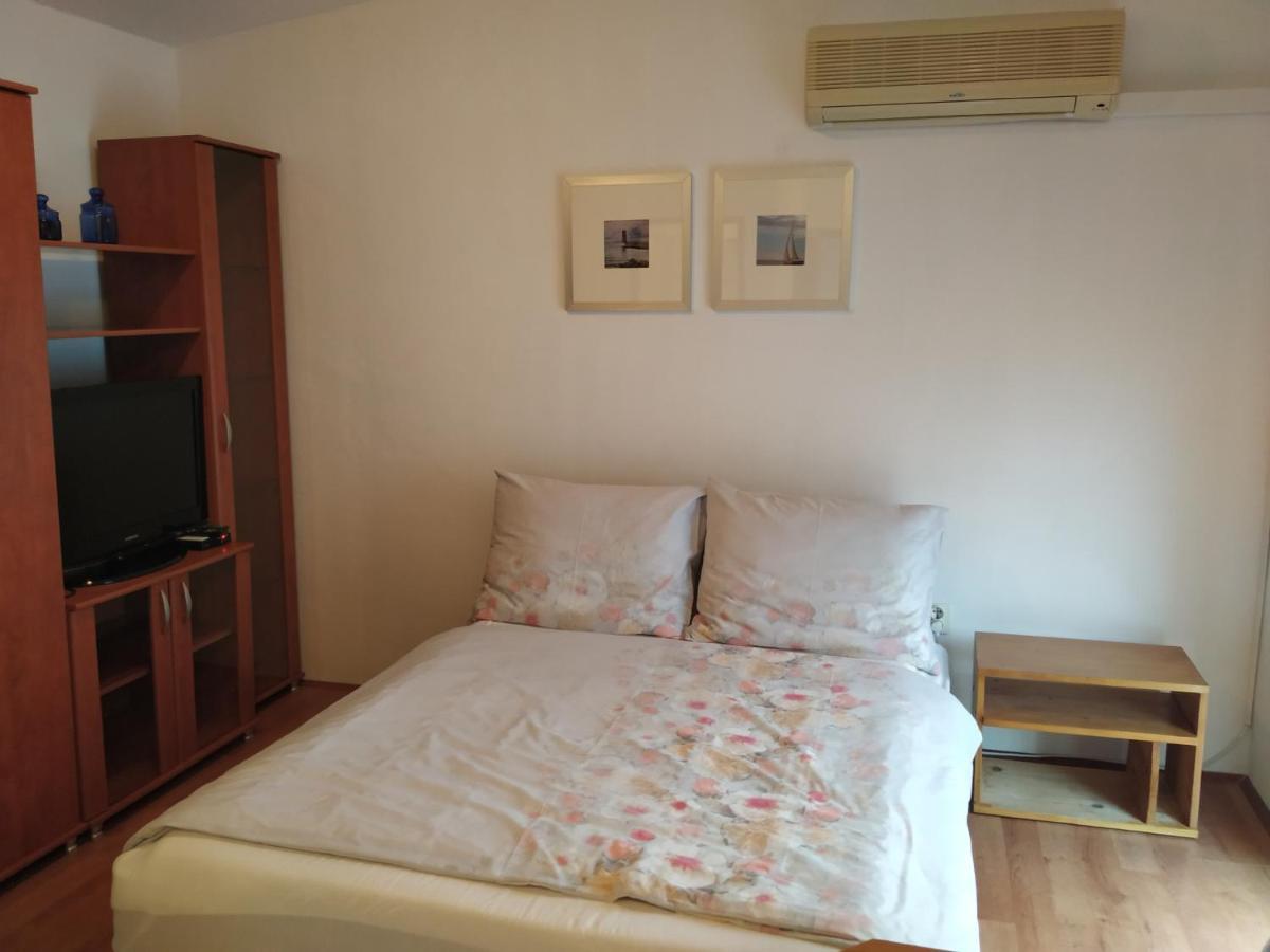 נובי ווינודולסקי Apartmani Deleut מראה חיצוני תמונה