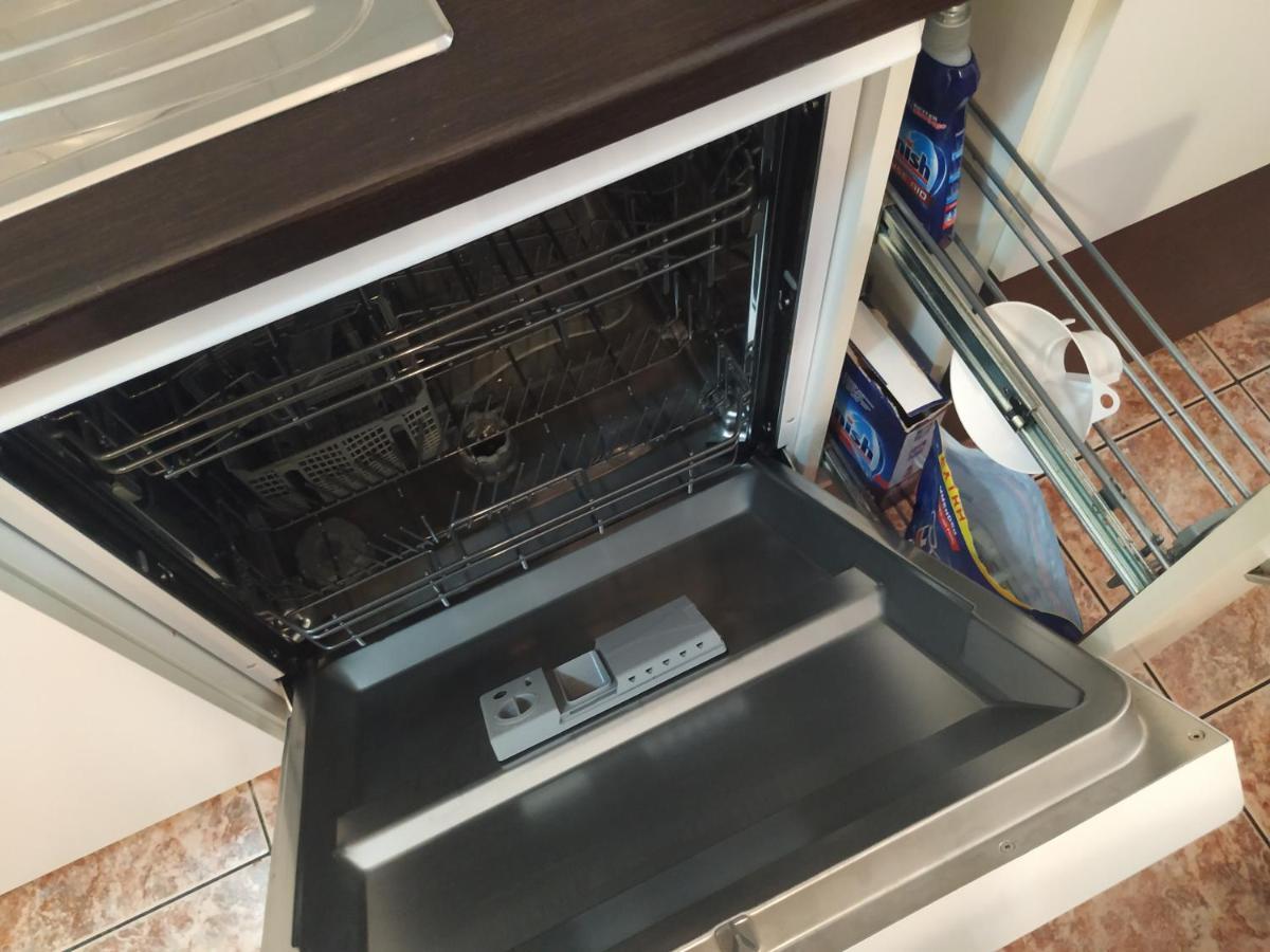 נובי ווינודולסקי Apartmani Deleut מראה חיצוני תמונה
