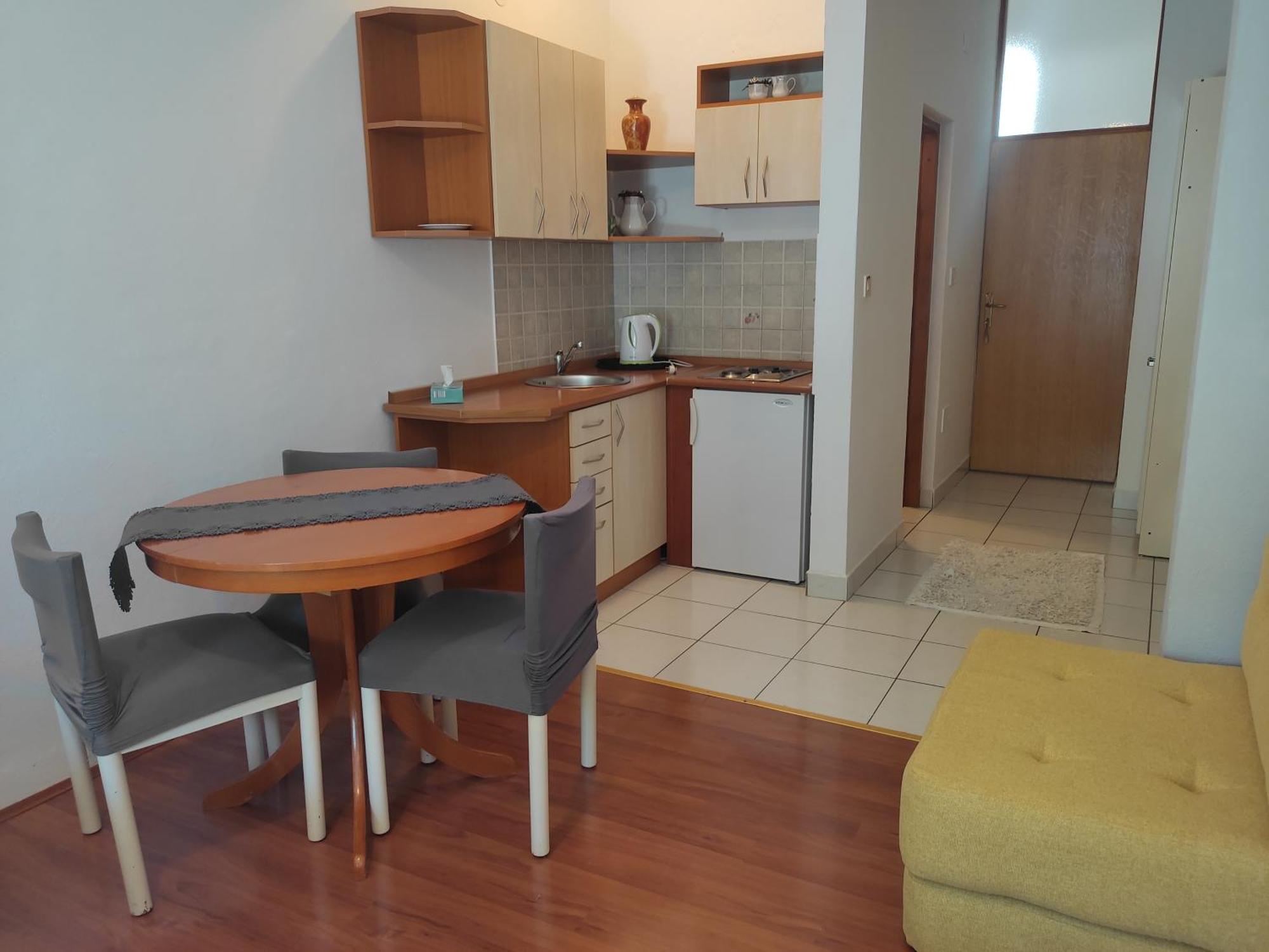 נובי ווינודולסקי Apartmani Deleut מראה חיצוני תמונה